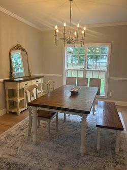 Dining set with mirror