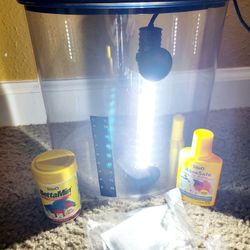 Fish Aquarium 2.2 Gallons 