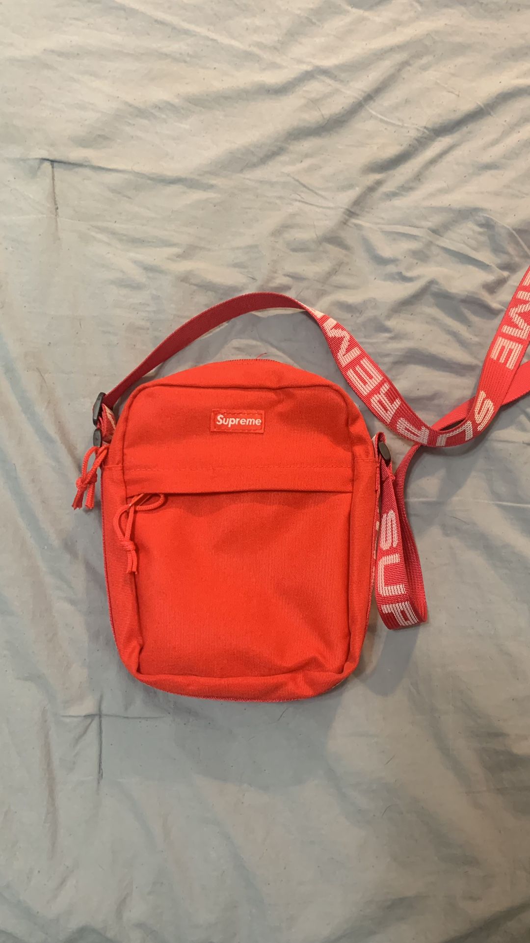 Supreme Shoulder Bag 