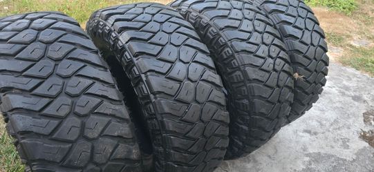 SET  4 TIRES