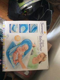 Deluxe baby bather (brand new)