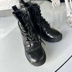Girls Boots size 2
