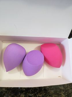 Makeup sponge