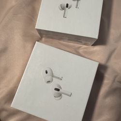 Earbuds 