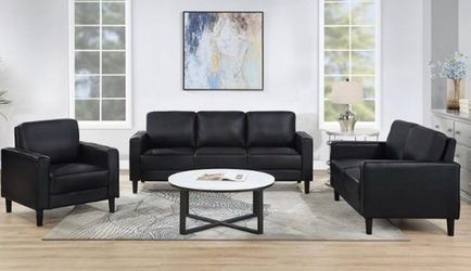 New 3 piece couch set / free delivery