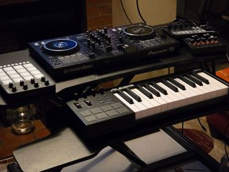Pioneer DJ Rekordbox DJ Controller