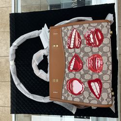 Coach x Tom Wesselmann Rogue 25 Satchel – Signature Jacquard Pop Art Lips
