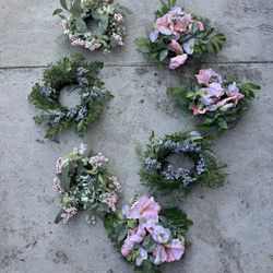 7 Wreath Flower Ring Decorations $10 For All