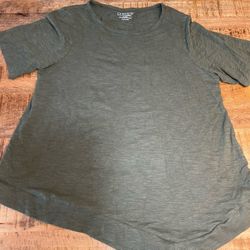 Chicos Olive Green Elbow Sleeve Asymmetrical Tee Size 2