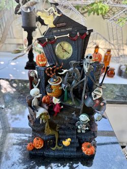 Rare Vintage Disney Store Nightmare Before Christmas Mantle Clock – Circa 2010