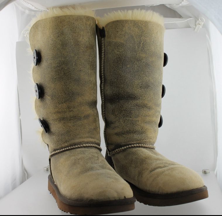 UGG BAILEY BUTTON TRIPLET BOMBER BOOTS BROWN 3049 W/BJCN WOMEN SIZE 7