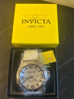 Invicta white dail and white band new watch