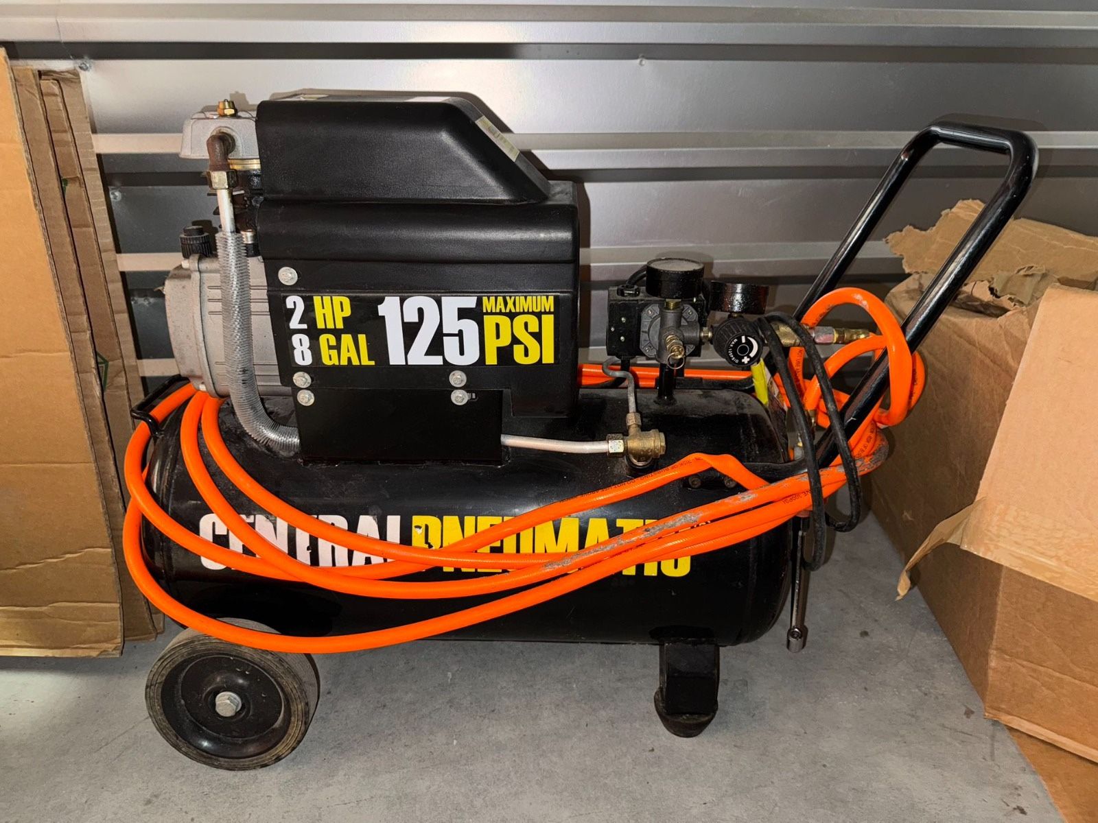 central pneumatic 8 gallon air compressor