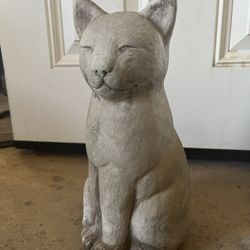 Ceramic cat