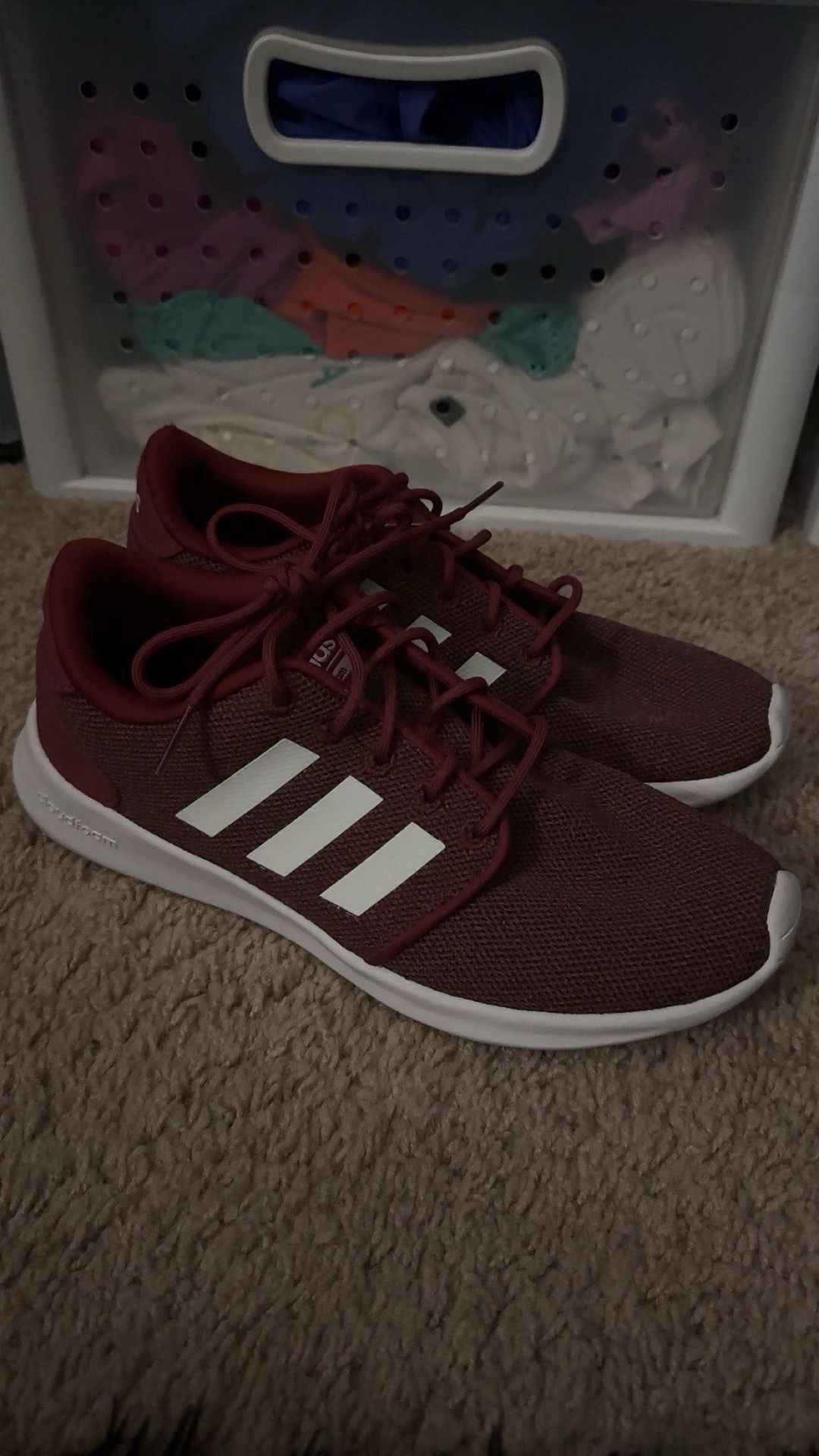 Women’s Adidas Size 6