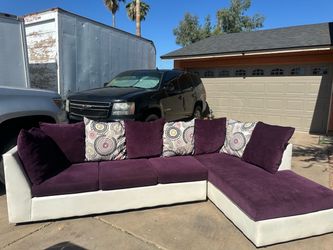 Sectional sofa couch used