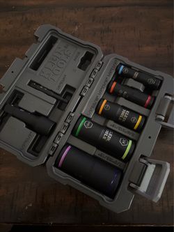 The Klein Tools Flip Impact Socket Set new
