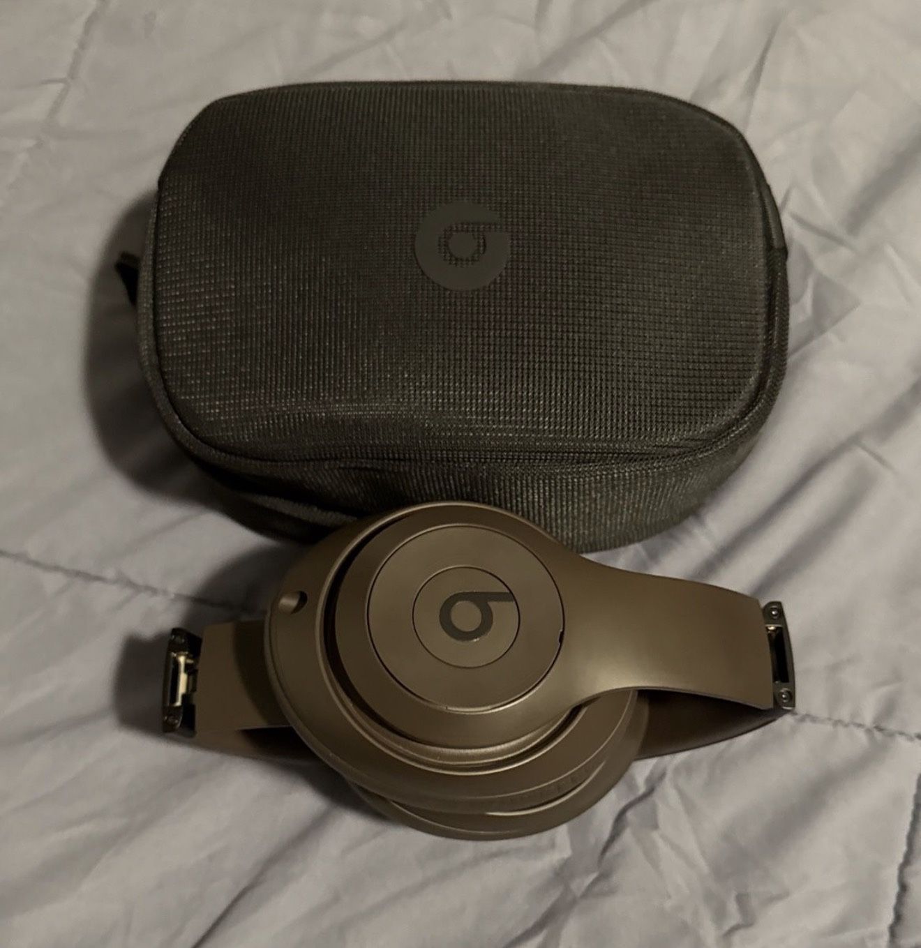 Beats Studio Pro