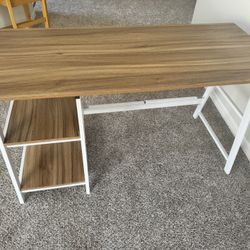 White Medal/Wood Desk 