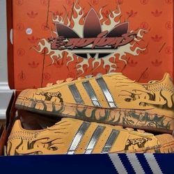 Adidas Hellstar. New In Box Size 13