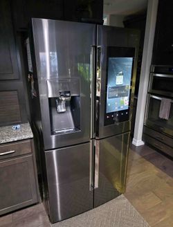 Samsung Family Hub Refrigerator