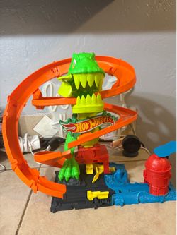 Hot Wheels Diecast City T Rex Track