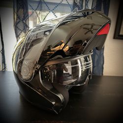 Brand New (Medium) Glossy Black Motorcycle Helmet 
