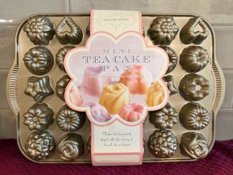 Nordic Ware Mini Tea Cake Pan