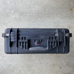 Pelican Hard Case 19” x 15” x 7” For Misc Use