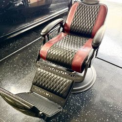 BARBER CHAIR