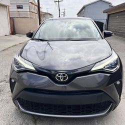 2022 TOYOTA CH-R LIMITED 