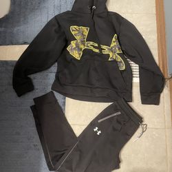 Boys Under Armour Lot 