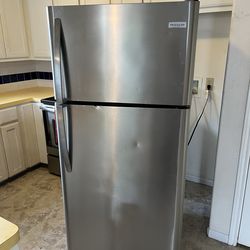 Fridge refrigerator