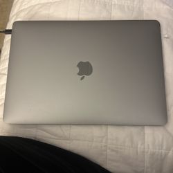 macbook 13in 2017