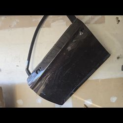 2020 Subaru Outback left front door