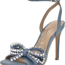 GUESS womens Charmin  Color: Medium Blue Denim 420 Size: 8.5  Origin Imported Sole material Rubber Outer material Denim Closure type Buckle About this