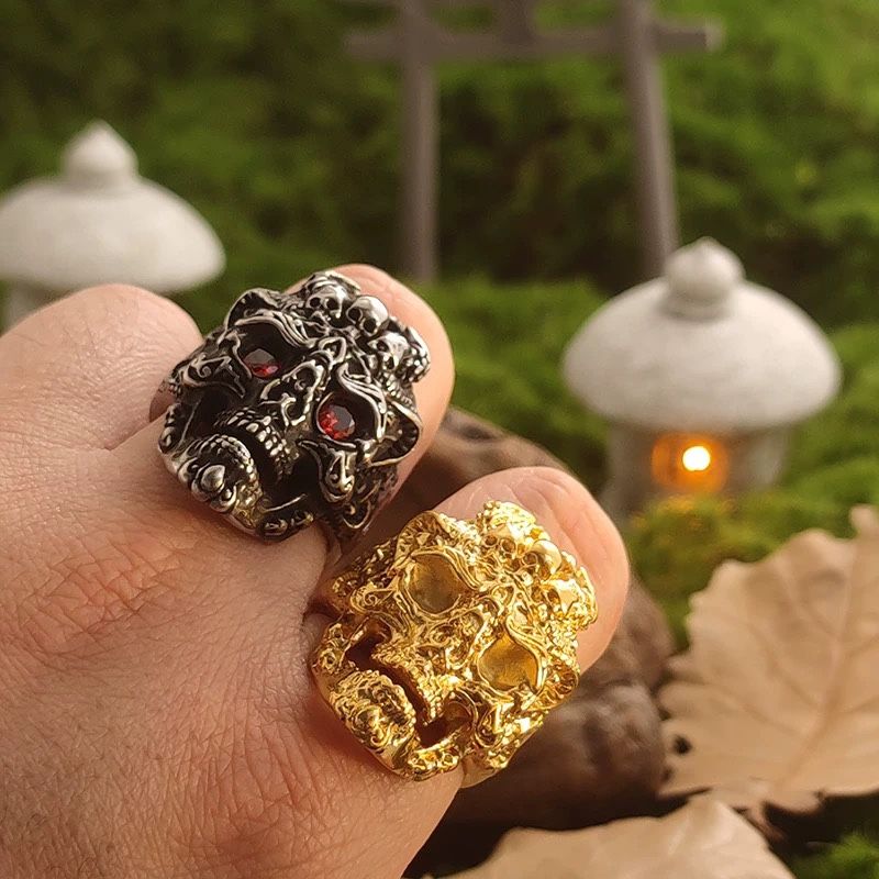 Rusty Skull Ring