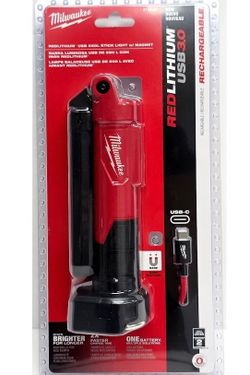 Milwaukee REDLITHIUM USB 550L Stick Light with Magnet