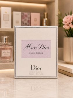 Wholesale Fragrances | Start Your Perfume Business