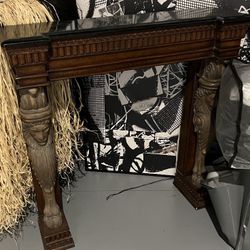 Self Standing Mantel 