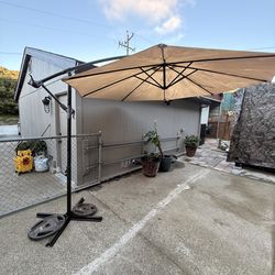 10 ft Cantilever Offset Outdoor Patio Umbrella