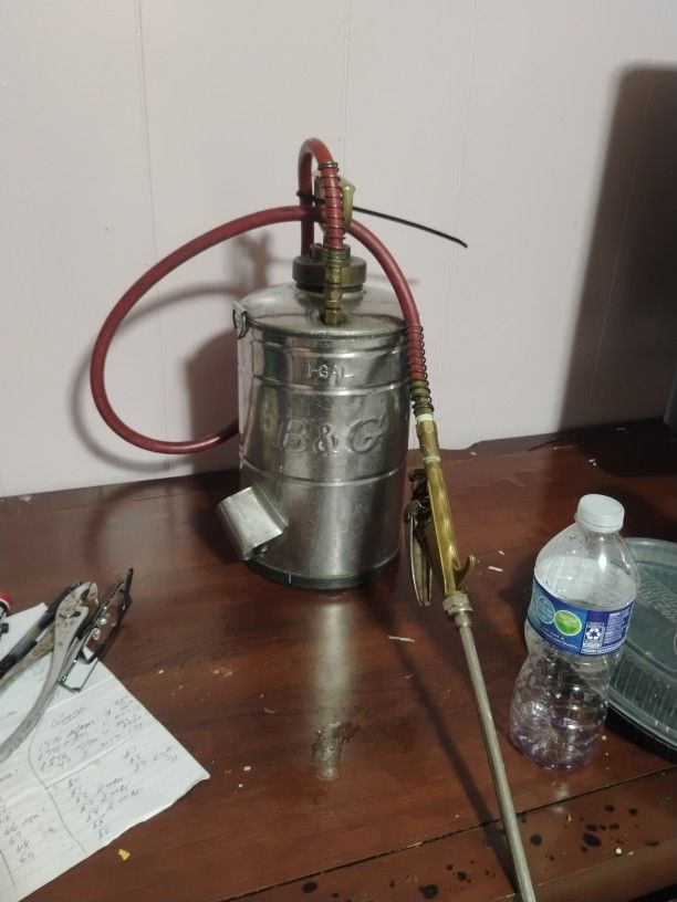Professional B &G Sprayer
