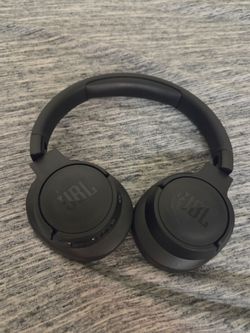 JBL Over-Ear Wireless Headphones Black