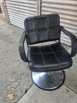 2  hair styling chairs