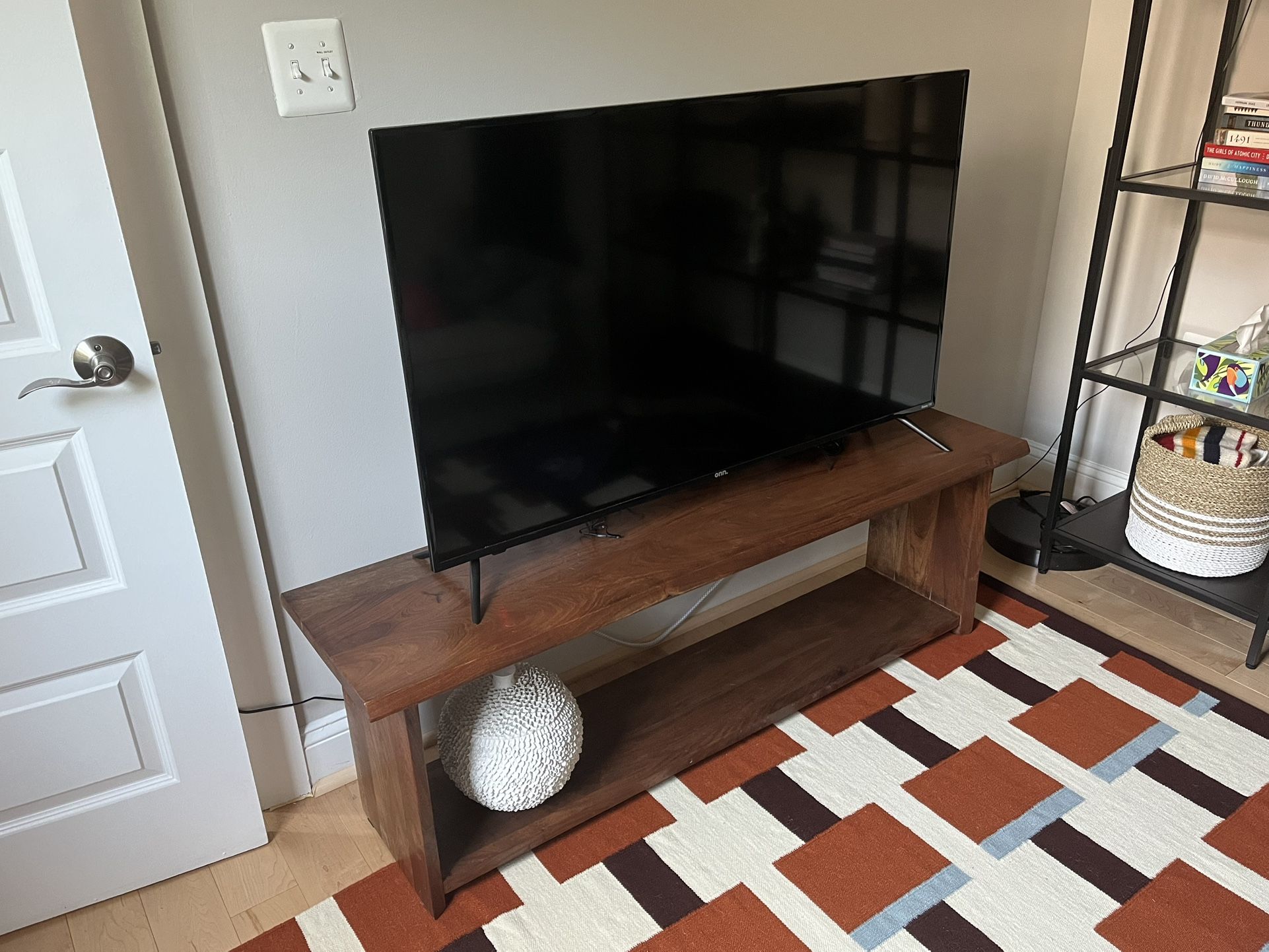 Onn 50 Inch Roku TV