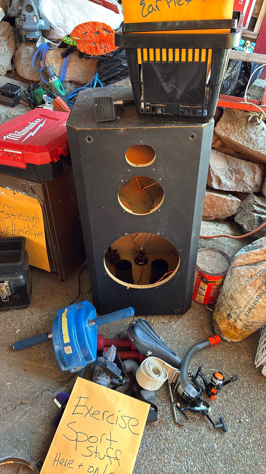 Car Stereo Speaker Box
