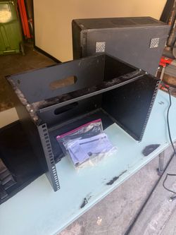 StarTech 8U Wall Mount Rack (WALLMOUNT8)