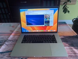 Strong MacBook Pro 15 inch - Touch Bar