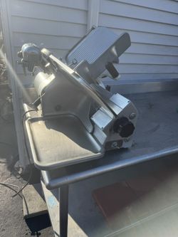 Globe deli slicer