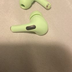Earbuds